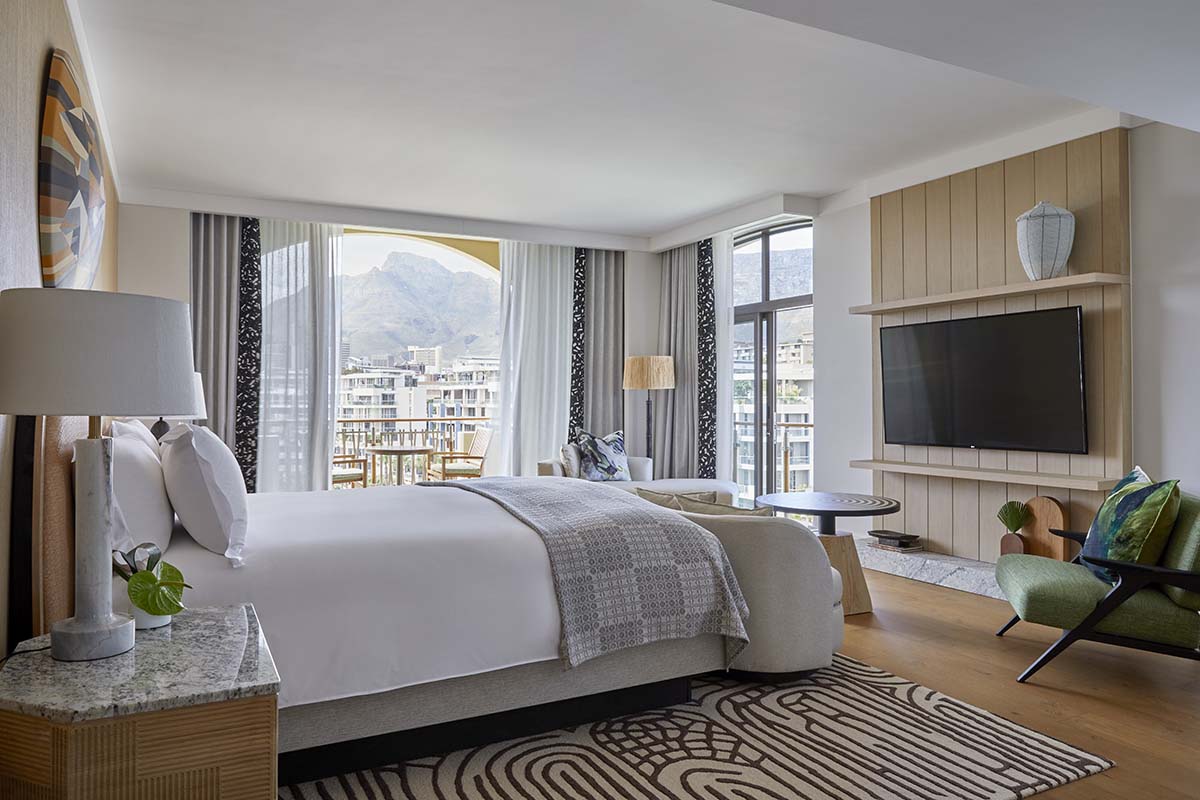 OO_CapeTown_Accommodation_MarinaSuiteBedroom_073_LR